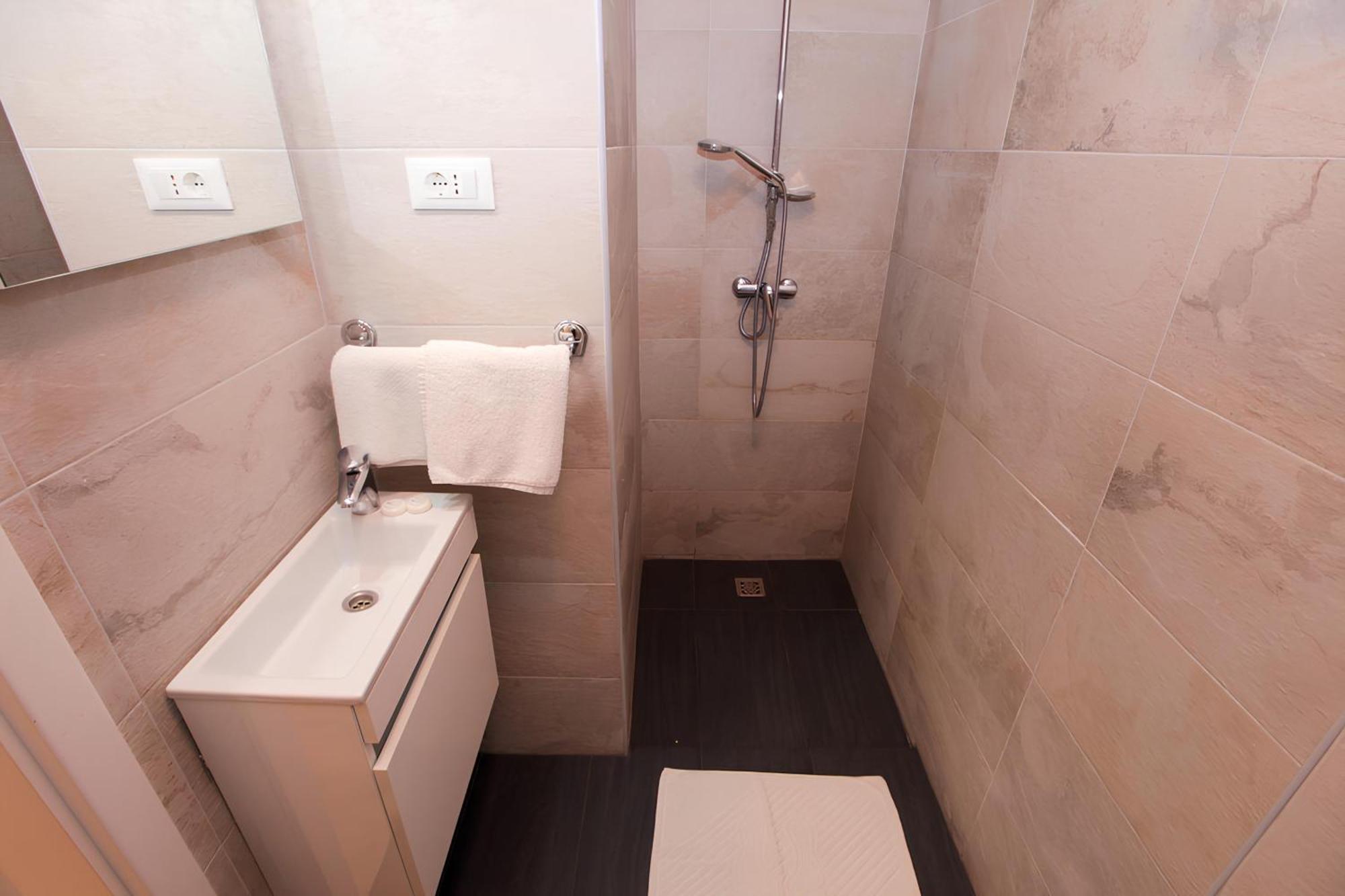 Accommodation Ventus Baška Voda Esterno foto